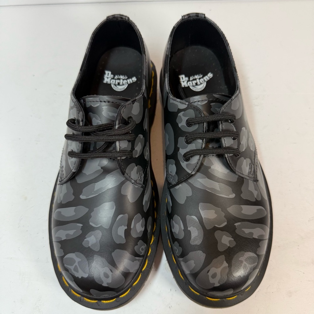 NWOT Dr. Martens 1461 Smooth Distorted Leopard Print Oxford Shoes Women’s Size 6